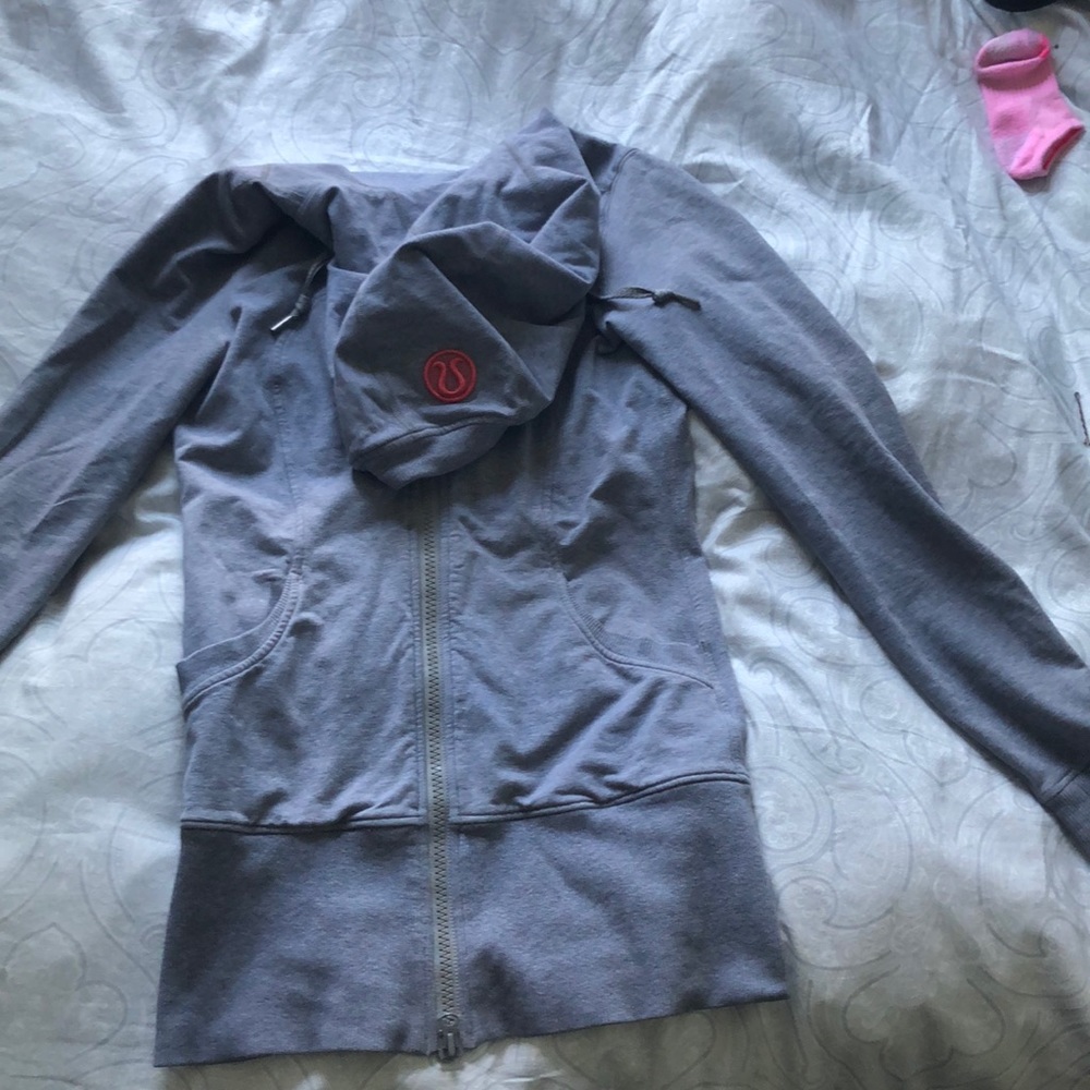 LULULEMON JACKET